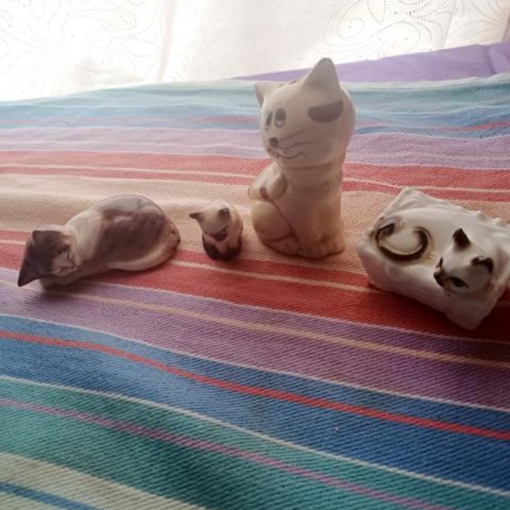 Cat Miniatures